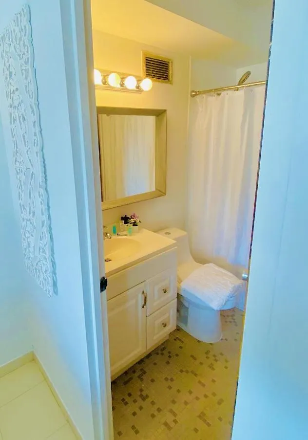 KASA Los Corales Studio for 2 POOL BEACH PARKING San Juan 0*,