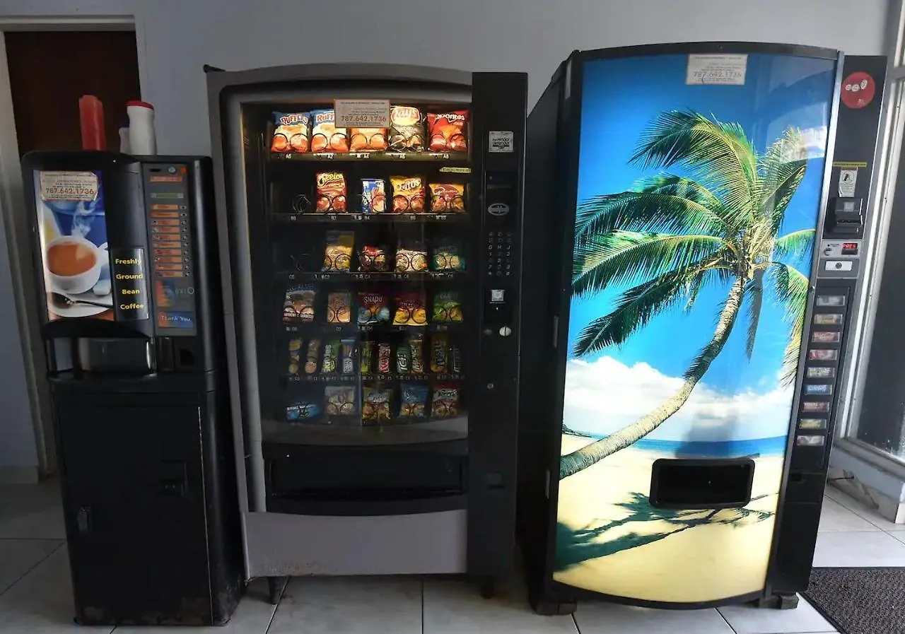 Apartamento KASA Los Corales Studio for 2 POOL BEACH PARKING San Juan